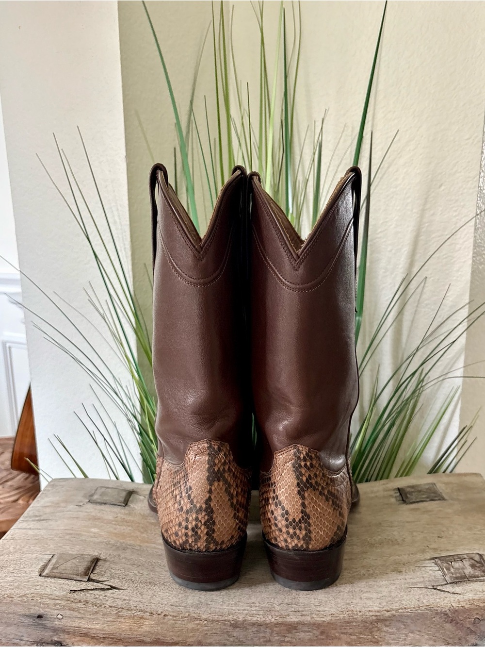 Tecovas The Boone Python Boots - Picture 5 of 9